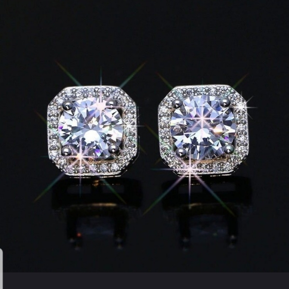 ⭐️⭐️NEW⭐️⭐️EXQUISITE!! OCTAGON CLEAR CZ Stud Earrings in 14kt White Gold Plating - Picture 2 of 13